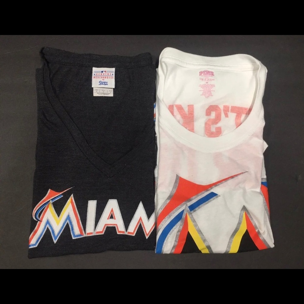 2 Vintage Florida Marlins MLB Women T-Shirt Sz M